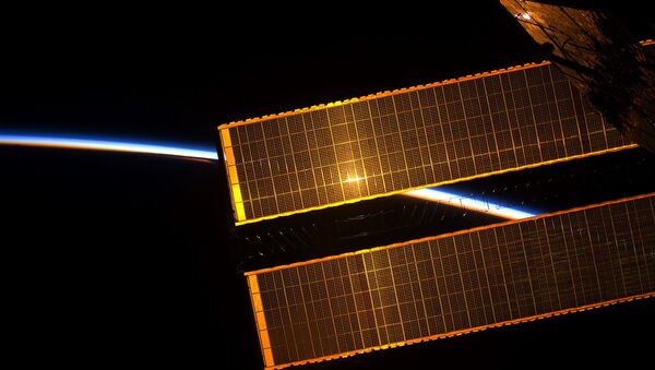 Nueve satélites modernos integrarán la flotilla orbital rusa hacia 2020 - Sputnik Mundo