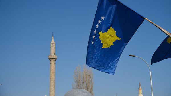Bandera de Kosovo en Pristina (imagen referencial) - Sputnik Mundo