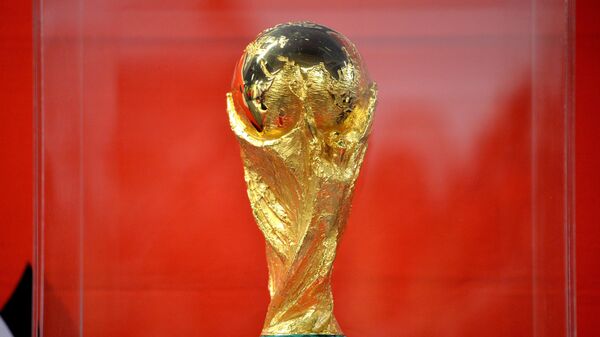 El trofeo del Mundial de fútbol (archivo) - Sputnik Mundo