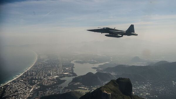 Avión militar F-5 de Brasil - Sputnik Mundo
