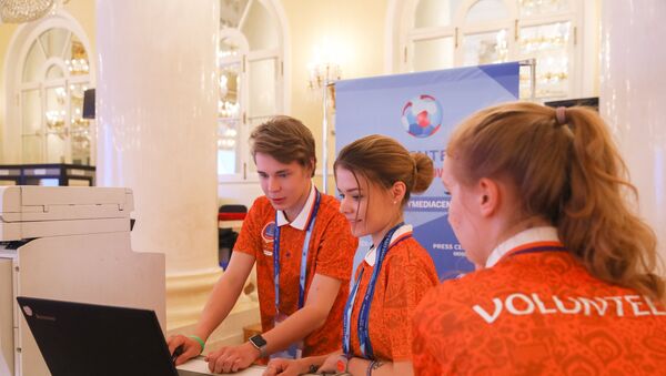 Voluntarios del Mundial 2018 en Rusia - Sputnik Mundo