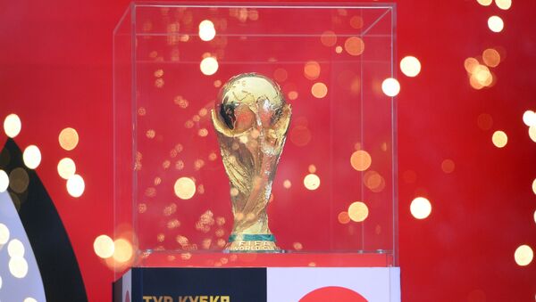 El trofeo del Mundial de FIFA - Sputnik Mundo