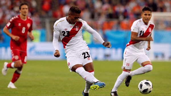 El partido entre Perú y Dinamarca - Sputnik Mundo