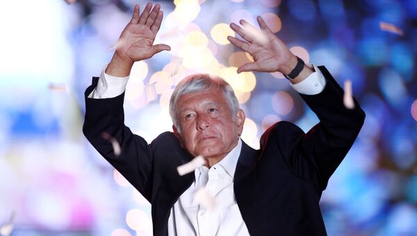 Andrés Manuel López Obrador, el candidato mexicano de izquierda para la presidencia de país - Sputnik Mundo
