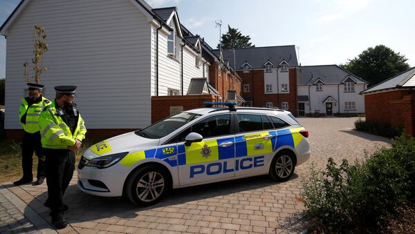 La policía británica en Amesbury, Reino Unido - Sputnik Mundo