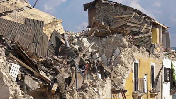 Edificios destruidos por terremoto (imagen referencial) - Sputnik Mundo