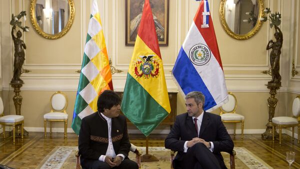 El presidente de bolivia, Evo Morales, y su homólogo paraguayo, Mario Abdo Benítez - Sputnik Mundo