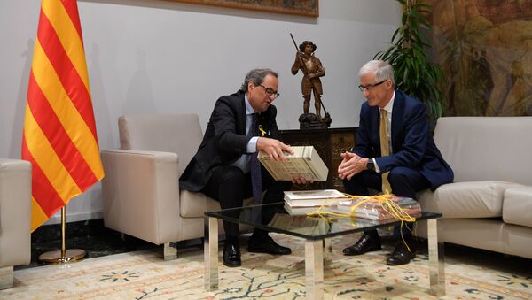 El presidente del Gobierno catalán, Quim Torra, y el primer ministro de Flandes, Geert Bourgeois - Sputnik Mundo