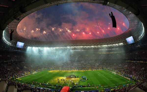 Final del Mundial, histórica cumbre de Helsinki, moda y fiestas: las mejores imágenes de la semana - Sputnik Mundo