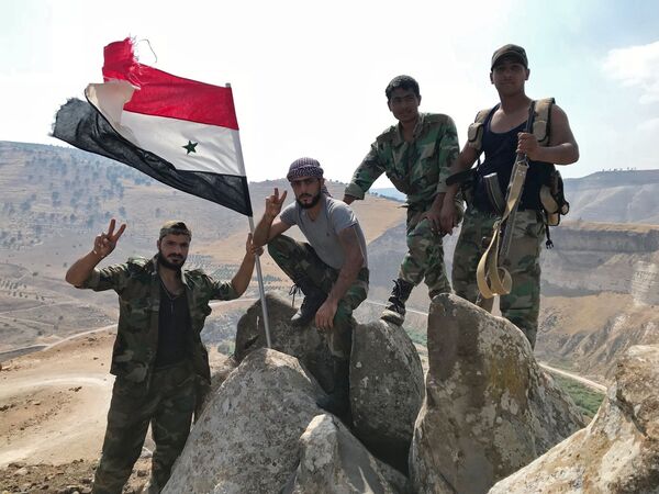 El Ejército sirio expulsa a los terroristas de la provincia de Deraa - Sputnik Mundo