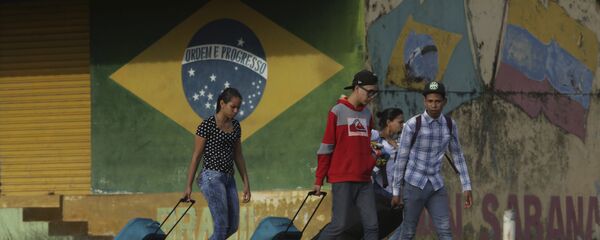 Migrantes venezolanos en el estado de Roraima, Brasil Migrantes venezolanos en el estado de Roraima, Brasil - Sputnik Mundo