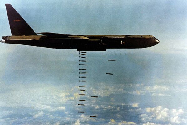Bombardeo de objetivos durante la guerra de Vietnam Bombardeo de objetivos durante la guerra de Vietnam - Sputnik Mundo