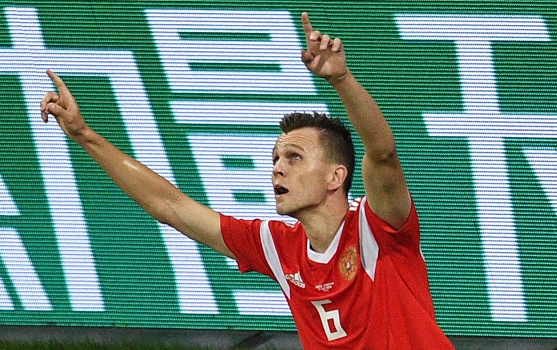 El futbolista ruso Chéryshev jugará en el la próxima - 14.08.2018, Sputnik Mundo