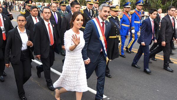 Silvana López Moreira con su marido, presidente paraguayo Mario Abdo Benítez - Sputnik Mundo