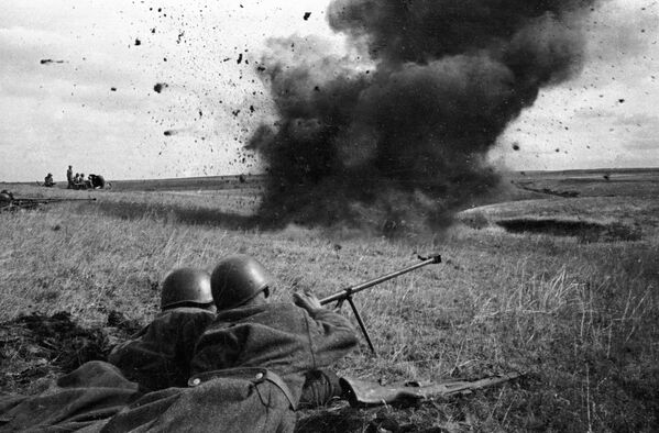 Destacamento soviético antiblindados durante la batalla de Kursk (18 de agosto de 1943) - Sputnik Mundo