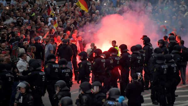 Disturbios en Chemnitz, Alemania - Sputnik Mundo