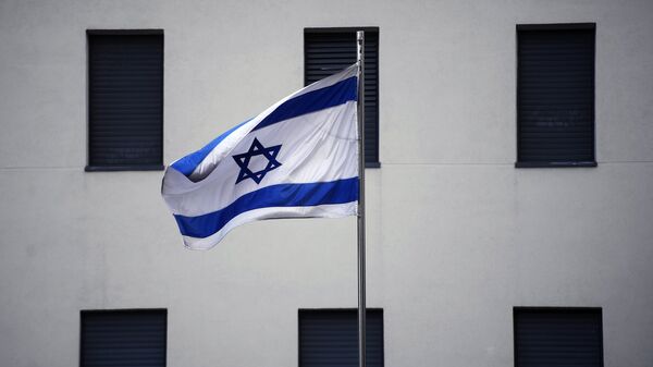Bandera de Israel en el edificio de la Embajada israelí en Moscú (imagen referencial) - Sputnik Mundo