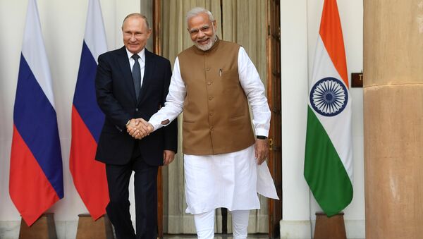 Presidente de Rusia, Vladímir Putin, y primer ministro indio, Narendra Modi - Sputnik Mundo