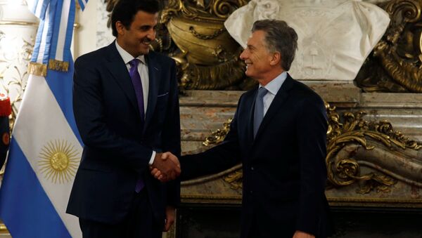 El emir de Catar, Tamim bin Hamad Thani, y el presidente de Argentina, Mauricio Macri - Sputnik Mundo