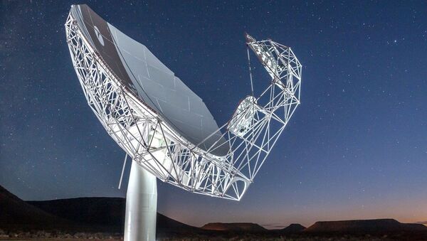 El radiotelescopio MeerKAT - Sputnik Mundo