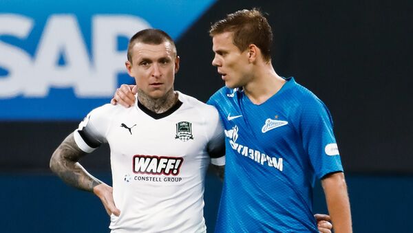 Futbolistas rusos Pável Mamáev y Alexandr Kokorin - Sputnik Mundo