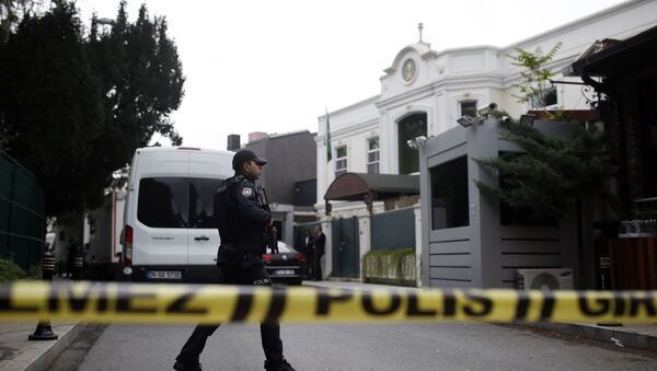 Policia turca, cerca al Consulado de Arabia Saudí en Estambul - Sputnik Mundo