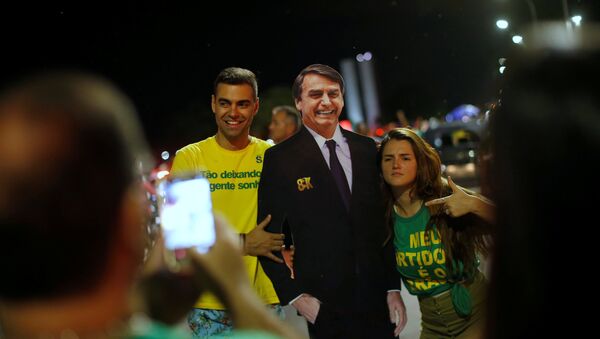 Seguidores del presidente electo de Brasil, Jair Bolsonaro - Sputnik Mundo
