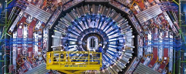 El detector de partículas Solenoide compacto de muones (CMS, por sus siglas en inglés) del Gran Colisionador de Hadrones El detector de partículas Solenoide compacto de muones (CMS, por sus siglas en inglés) del Gran Colisionador de Hadrones - Sputnik Mundo