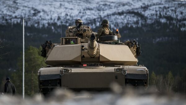 Marines estadounidenses en las maniobras de OTAN Trident Juncture 2018 en Noruega - Sputnik Mundo