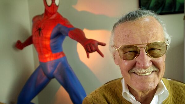 Stan Lee, uno de los creadores de los cómics de Marvel - Sputnik Mundo