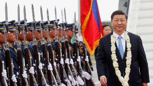 El presidente Xi Jinping llega a Manila - Sputnik Mundo