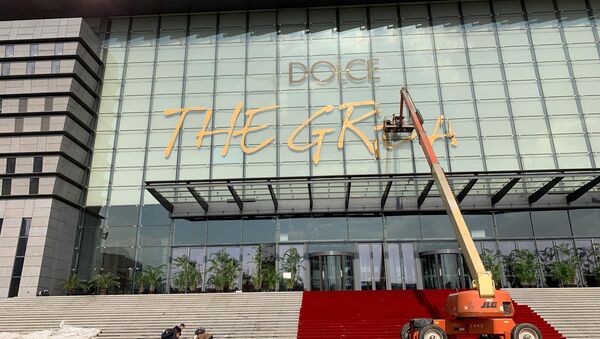 Centro comercial en Shanghái tras la cancelación del desfile de Dolce&Gabbana - Sputnik Mundo