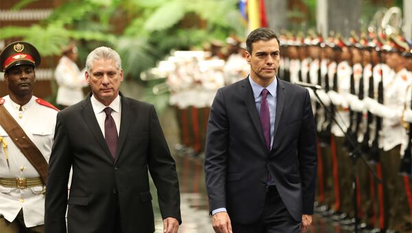 Miguel Díaz-Canel, presidente de Cuba, y  Pedro Sánchez, presidente del Gobierno de España - Sputnik Mundo