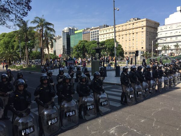 Imágenes de la marcha anti G20 Imágenes de la marcha anti G20 - Sputnik Mundo