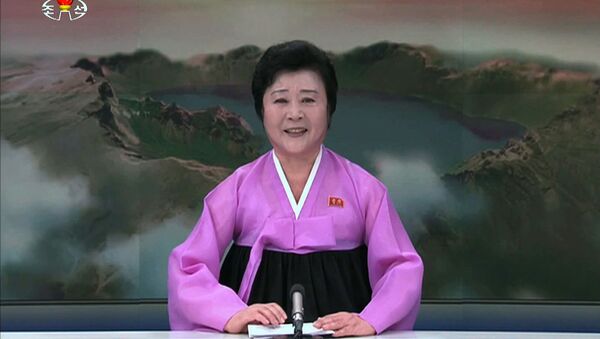 Ri Chun-hee, presentadora de la Televisión Central Coreana - Sputnik Mundo