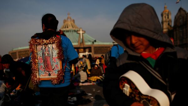 Día de la Virgen de Guadalupe en México - Sputnik Mundo