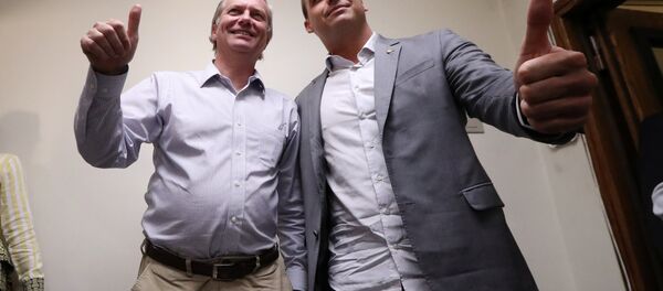 Líder de derecha y excandidato presidencial chileno, José Antonio Kast, сon diputado brasileño Eduardo Bolsonaro Líder de derecha y excandidato presidencial chileno, José Antonio Kast, сon diputado brasileño Eduardo Bolsonaro - Sputnik Mundo