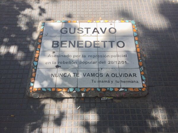 Placa conmemorativa Placa conmemorativa - Sputnik Mundo