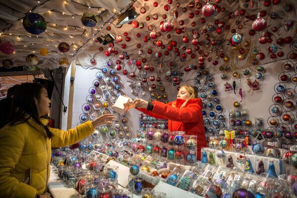 Regalos, dulces y atracciones: los mercados navideños más divertidos del mundo - Sputnik Mundo