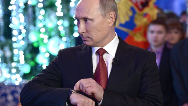 Vladímir Putin, presidente de Rusia, se prepara para el discurso de Año Nuevo - Sputnik Mundo