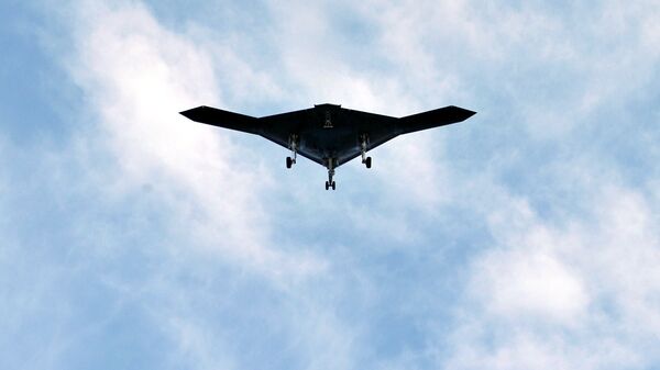 Un dron furtivo, imagen referencial - Sputnik Mundo
