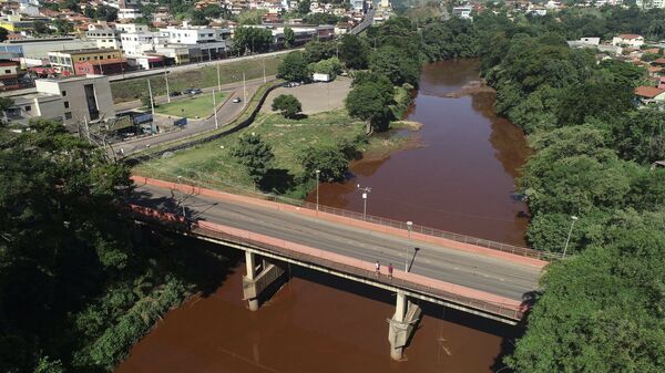 Vista del río Paraobeba en Brumadinho, Brasil - Sputnik Mundo