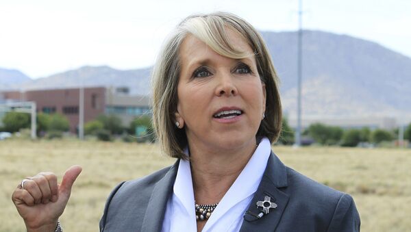 Michelle Lujan Grisham, gobernadora de Nuevo México - Sputnik Mundo