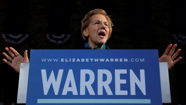 La senadora Elizabeth Warren - Sputnik Mundo