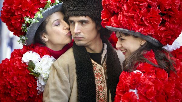 Así se celebra el día de San Valentín en distintos países del mundo - Sputnik Mundo
