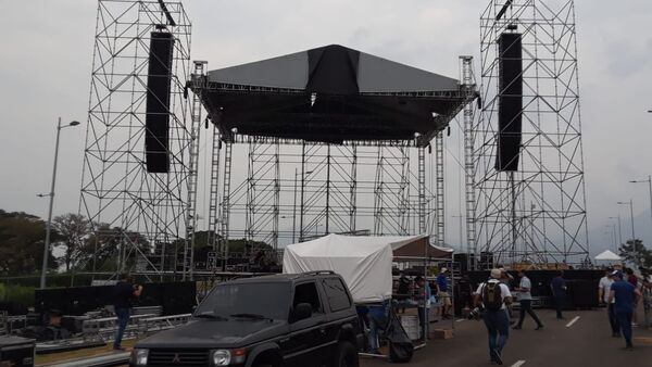 Preparación del concierto Venezuela Live Aid en el puente de Tienditas (Cúcuta, nordeste de Colombia) - Sputnik Mundo