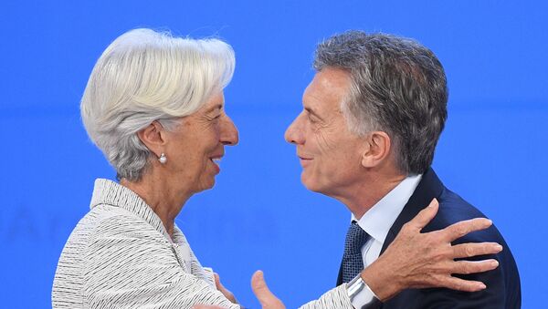 Christine Lagarde, directora gerente del FMI; y Mauricio Macri, presidente de Argentina, durante la cumbre del G20 2018 en Buenos Aires - Sputnik Mundo