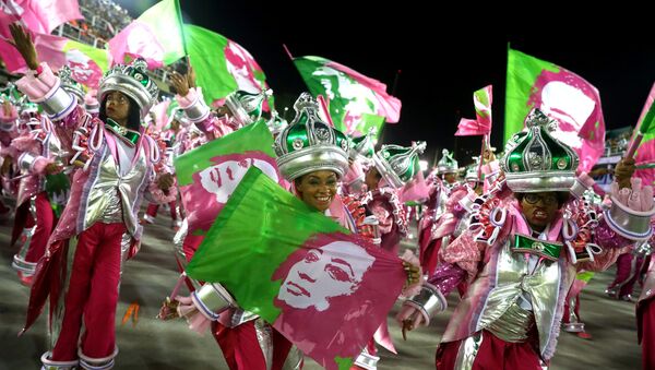 Una escuela de samba dedica el homenaje a Marielle Franco durante el Carnaval - Sputnik Mundo