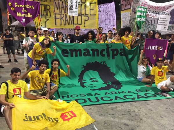 Un acto en memoria de Marielle Franco en Brasil Un acto en memoria de Marielle Franco en Brasil - Sputnik Mundo