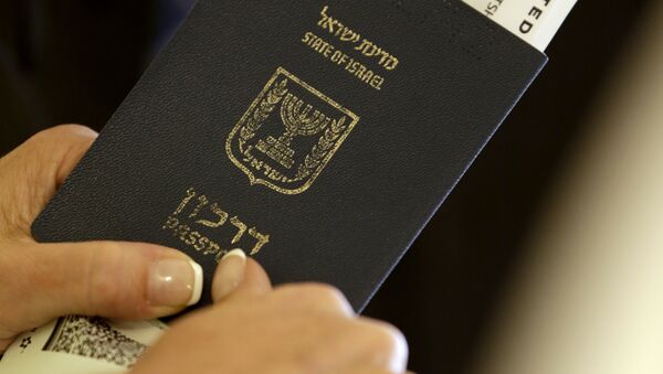 Un pasaporte israelí - Sputnik Mundo